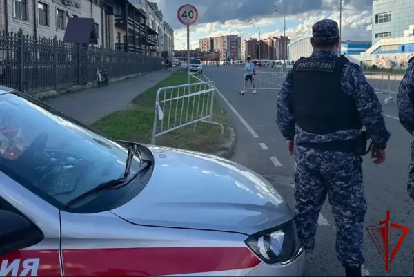 Росгвардейцы обеспечили безопасность во время проведения полумарафона в Рыбинске