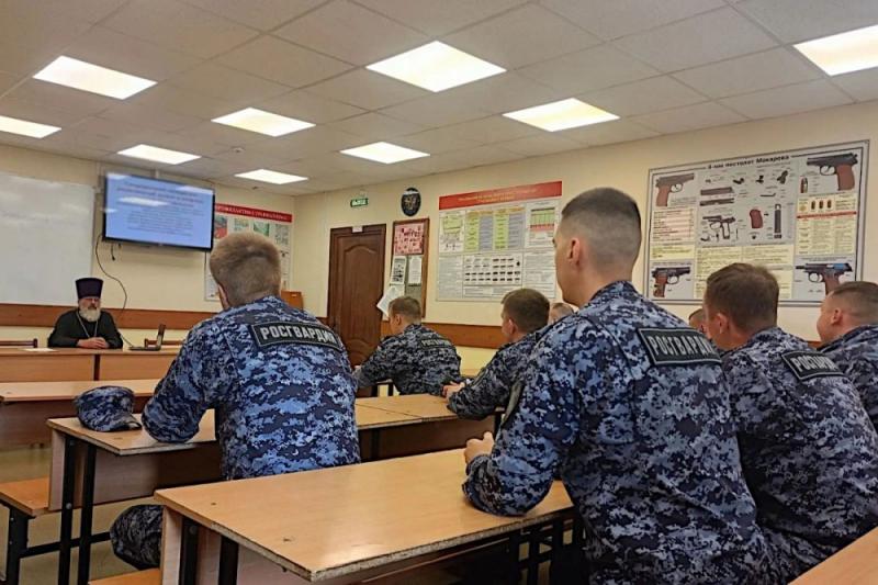 Жизнь как ценность: духовная поддержка в условиях службы