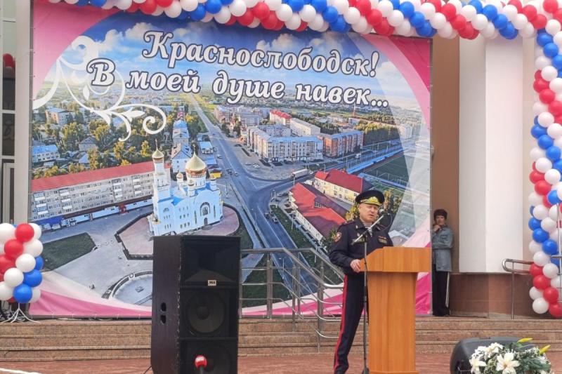 Начальник Управления Росгвардии по Республике Мордовия генерал-майор полиции Андрей Каринкин принял участие в праздновании Дня города Краснослободска