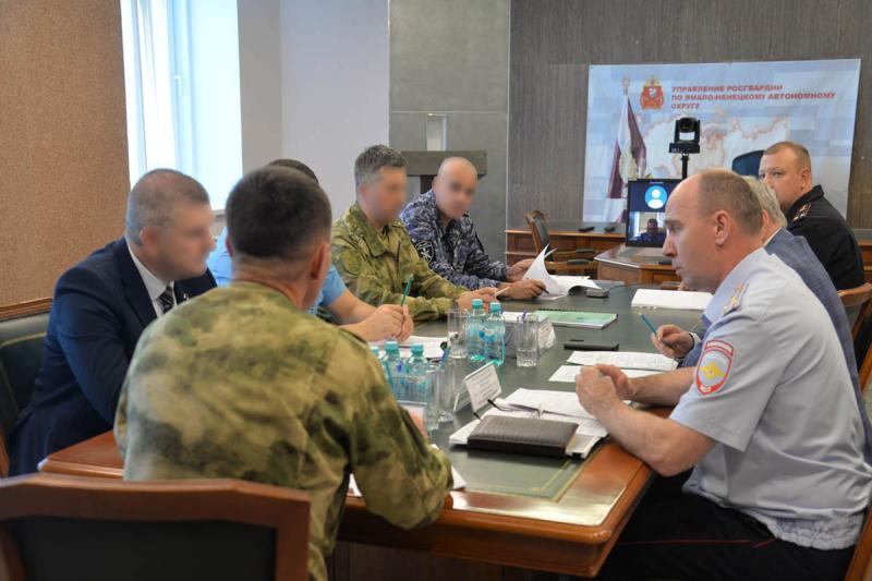 В арктическом регионе прошло заседание оперативного штаба Росгвардии по вопросам безопасности