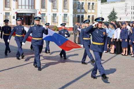 Заместитель начальника регионального управления Росгвардии принял участие в торжественном мероприятии в честь Дня Государственного флага России в Тамбове
