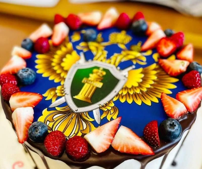 Саратов, Астрахань, Волгоград, Ставрополь,  Москва, Краснодар,  Элиста,  Майкоп,  Ростов,  Крым и Дальний Восток... - Евгения Васильевича Волколупова сегодня с юбилеем поздравляют отовсюду!
