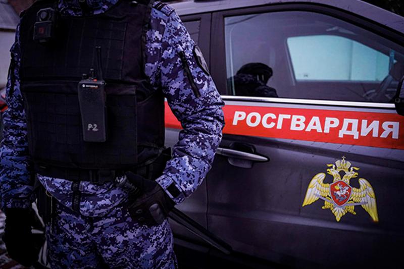 Росгвардейцы задержали междуреченца, причинившего травму женщине во время бытового конфликта