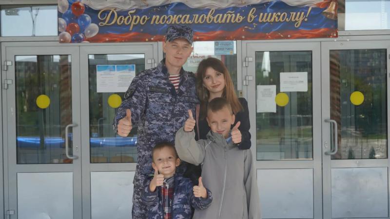 В Саратове военнослужащие и сотрудники Росгвардии голосуют на выборах