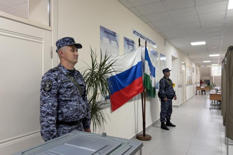 В Кабардино-Балкарии росгвардейцы обеспечили безопасность Единого дня голосования