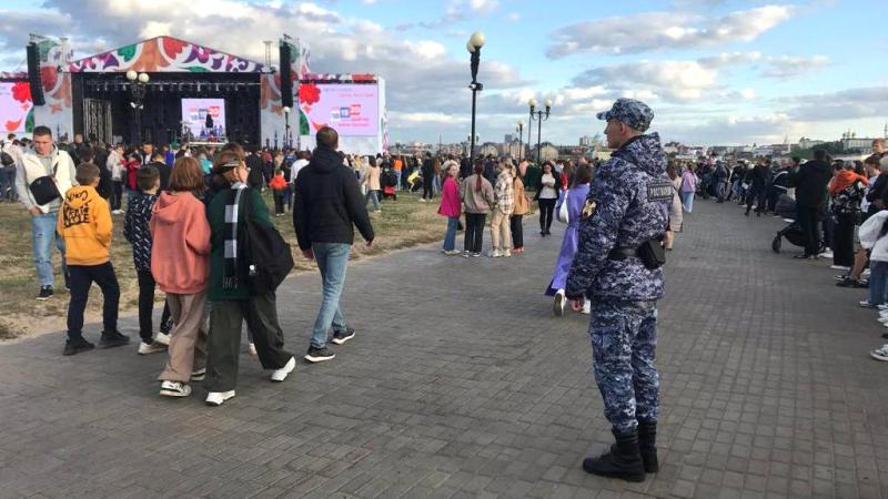 В Татарстане Росгвардия выполнила задачи по обеспечению безопасности во время мероприятий Единого дня голосования