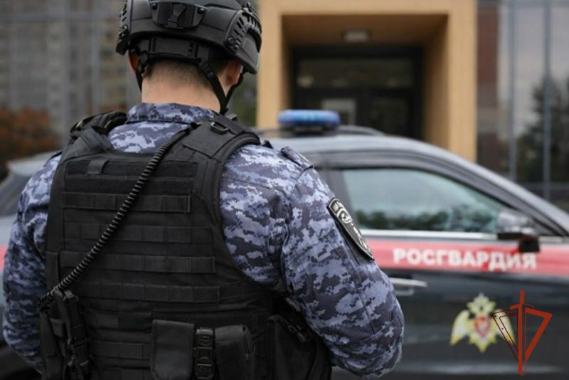 Росгвардейцы задержали мужчину, причинившего телесные повреждения своей сожительнице