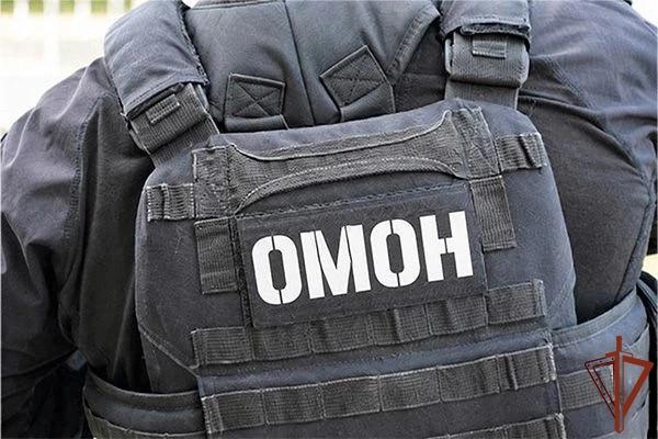 При силовой поддержке спецназа Росгвардии пресечено производство контрафактной продукции во Владимирской области