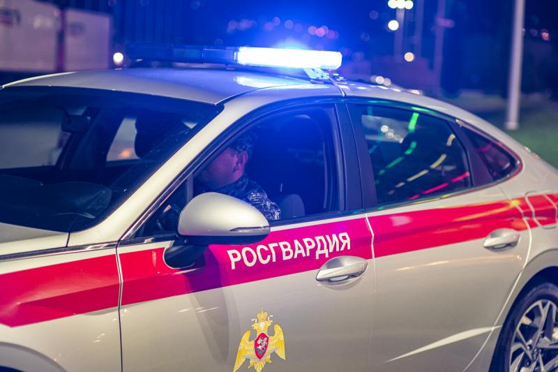 Росгвардейцы задержали междуреченца, избившего двух девушек