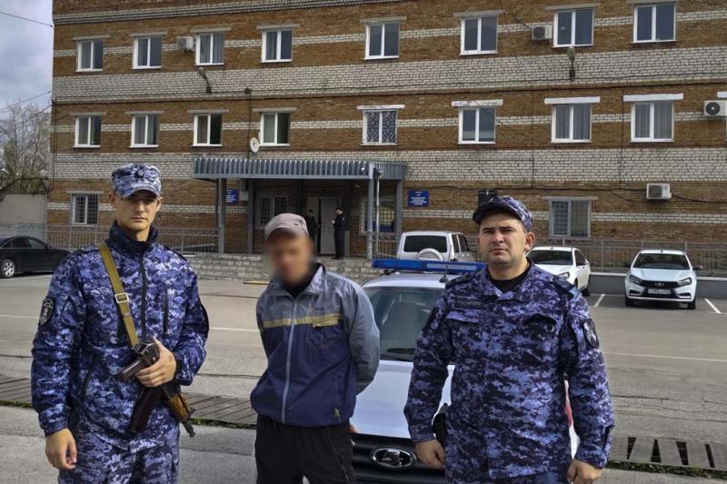 Росгвардейцы задержали кузбассовца, разыскиваемого в другом регионе
