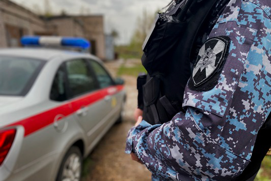Росгвардейцы задержали кемеровчанина, напавшего на свою сожительницу