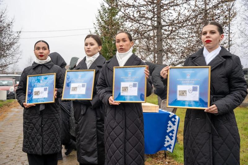 На Ямале выпустили в обращение почтовую марку «Город трудовой доблести»