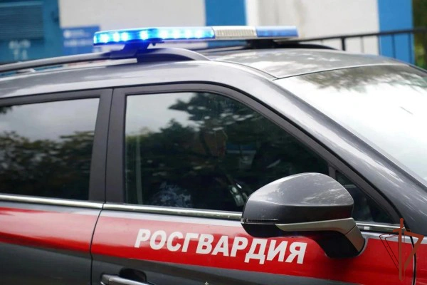 Росгвардейцы пресекли незаконный оборот крупной партии наркотиков в Белгороде