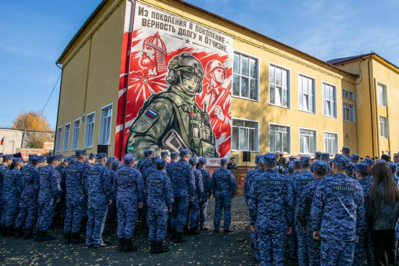 В Управлении Росгвардии по Республике Мордовия состоялось торжественное открытие патриотического мурала